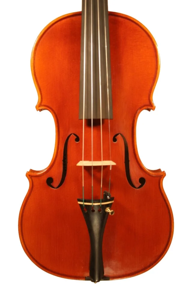 Handmade violin by Gregorio Martini, Opus 03 — front